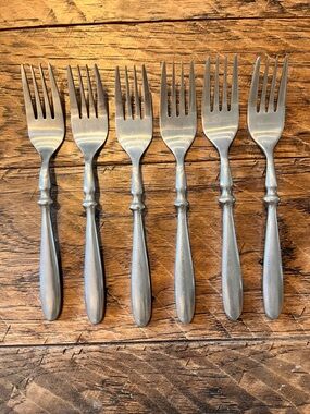 Townhouse (Stainless) Dinner Forks by Cambridge (6)